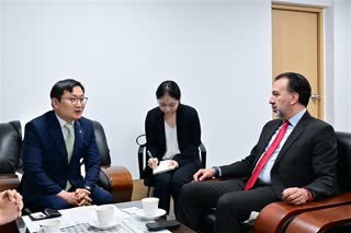 에콰도르 키토시 시장 접견
